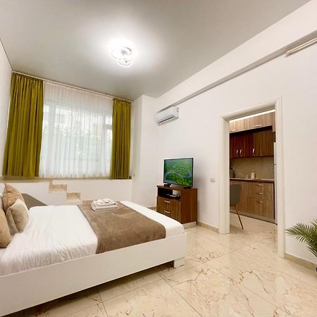 Central Adress Cd22 Bükreş Dış mekan fotoğraf